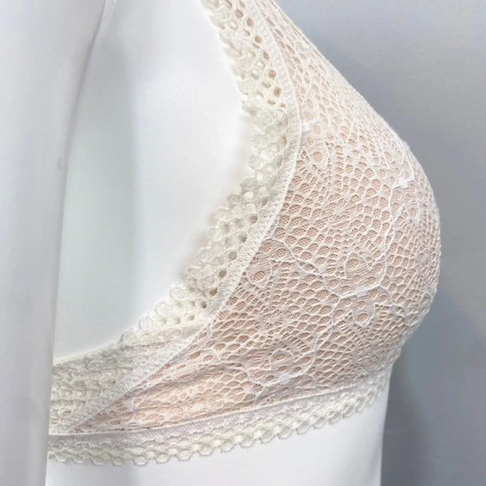 Victorias Secret Lace Trim Bralette Ivory White Size XS Racerback Crochet Halter